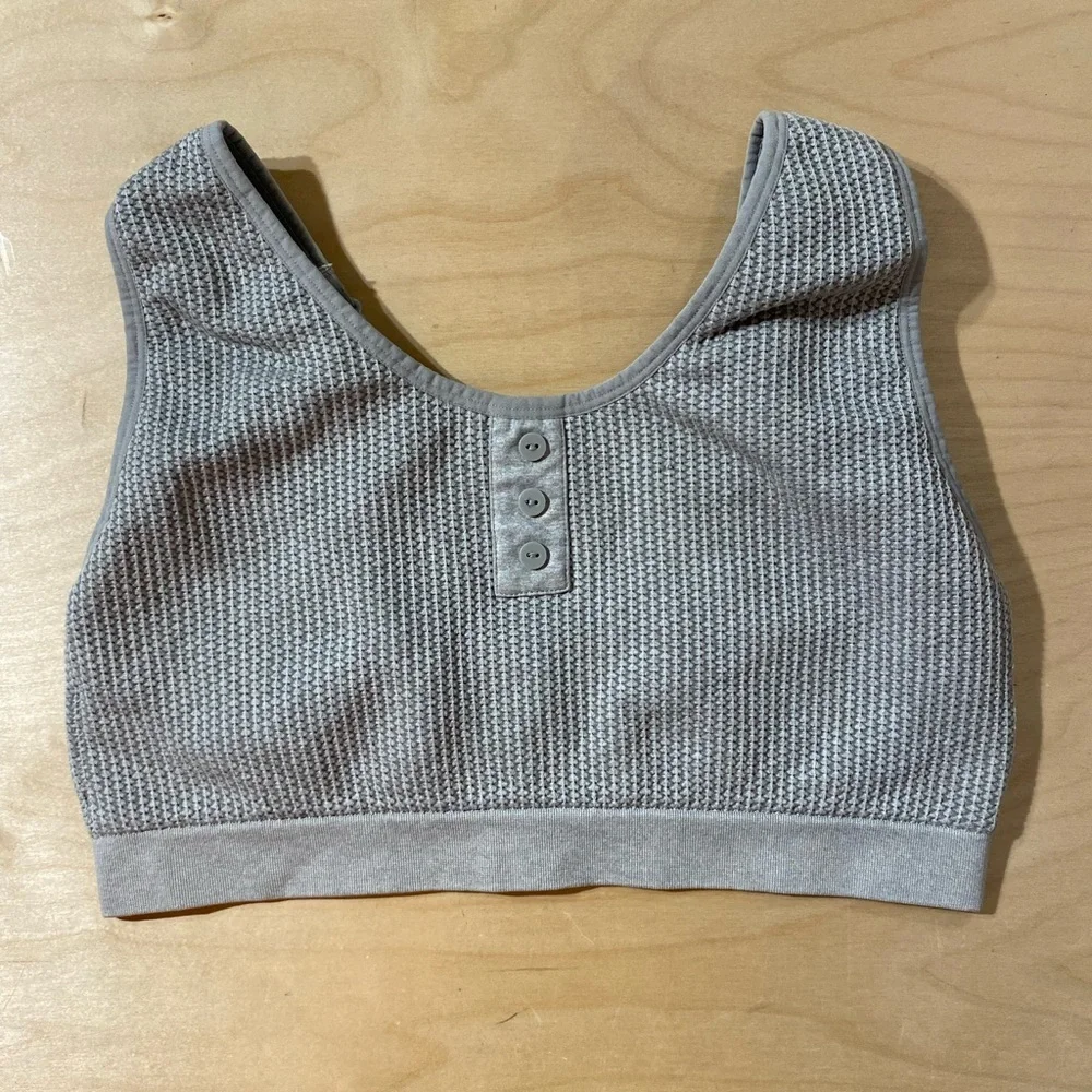 Gray Textured Sports Bra 1X (OO)